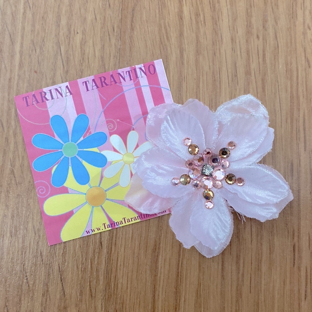 ❤️ Tarina Tarantino Rhinestone Clip Flower New in Box